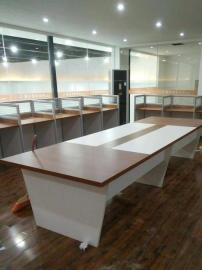 圖渝聚辦公家具廠 一站式專業定制，打造高效舒適的辦公空間